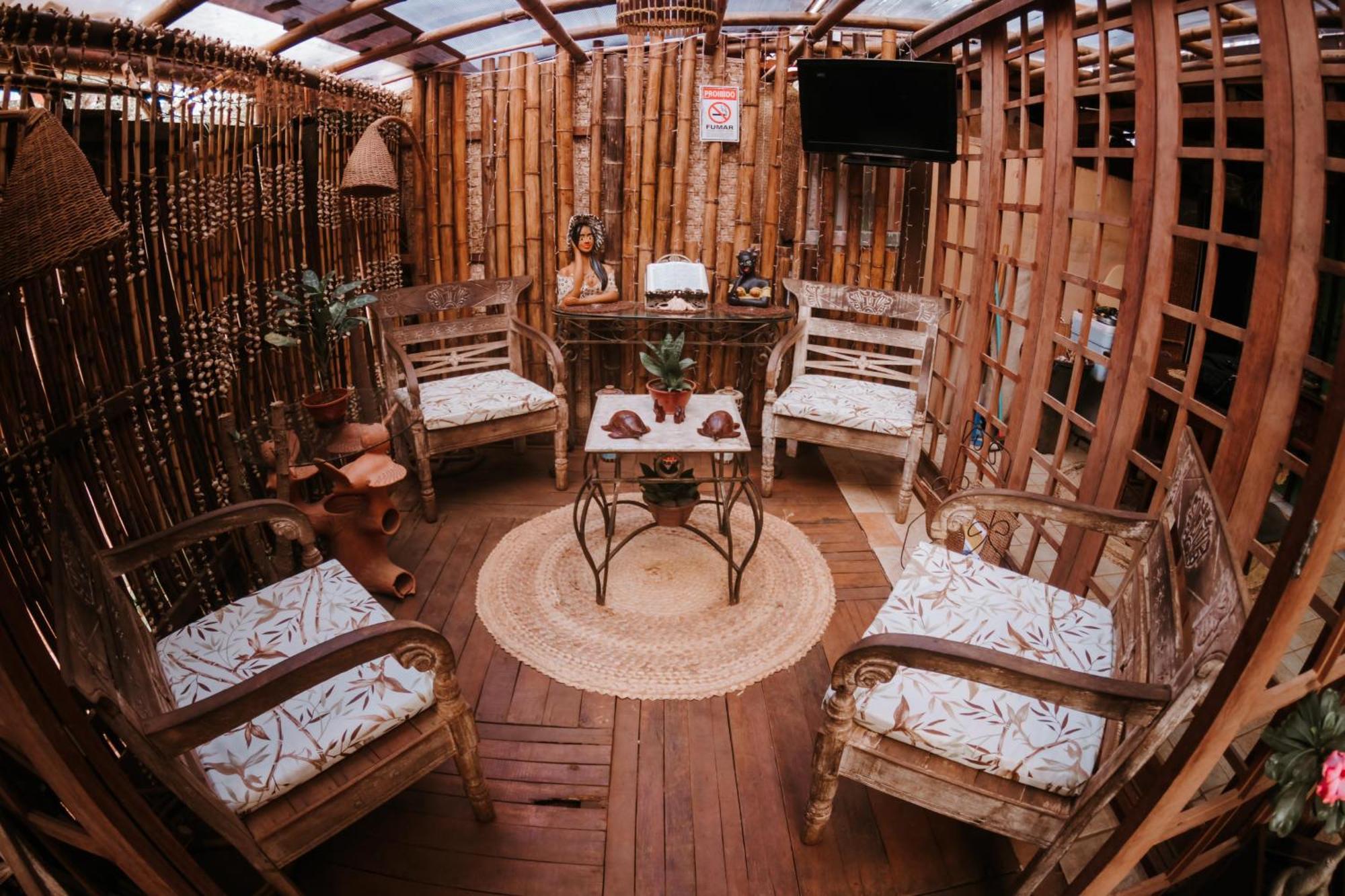 Doce Lar Hostel Noronha Fernando de Noronha Exterior photo